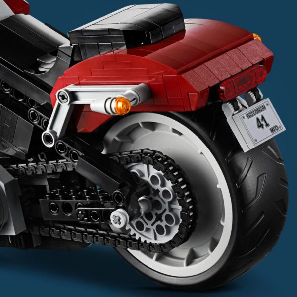 Huur de LEGO Harley-Davidson Fat Boy