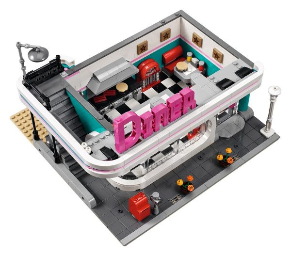LEGO Downtown Diner